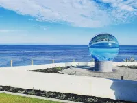 Great central location, one street back from the beach. Hotels in Geraldton