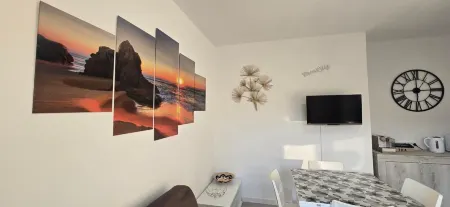 Casa Lilly with private garden Отели в г. Lu Bagnu