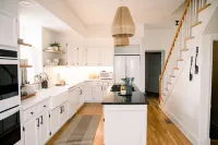 St. Charles Victorian Gem | Steps to Main Street Hotels in Earth City