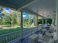 Private Hot Tub and Expansive Outdoor Space - Stunning Historic Getaway