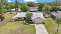 4 Br/2 BA, Heated Pool, Split Floor Plan, King Suite, W/D, Garage & Yard Hotels near Silver Springs State Park Campground