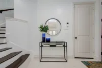 Sparkling Pool and Spacious Backyard Escape - Stunning Oasis Retreat