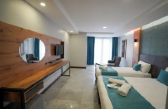 Çelik Thermal & Spa Hotels in Karahayıt Mahallesi