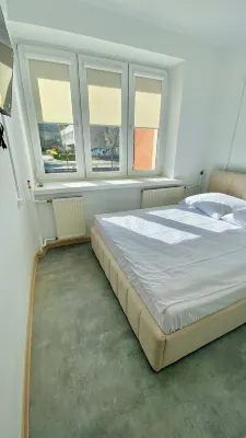 和諧旅館 Gmina Ozarow Mazowiecki住宿飯店