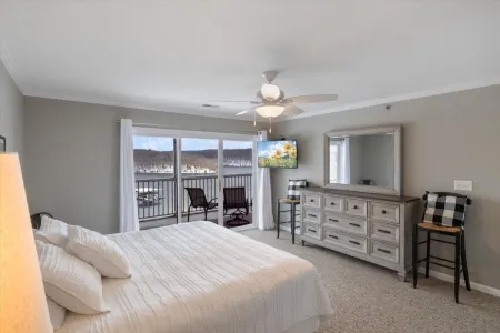 Lakeside Balcony and Three Pools - Charming Rustic Retreat