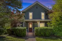 Steps to Journeyman Distillery + Downtown 3 Oaks