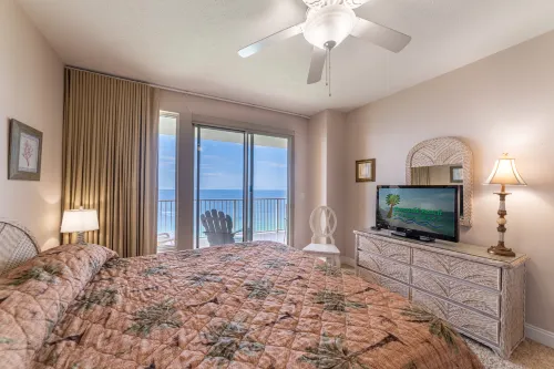 Expansive Balcony and Stunning Gulf Views - Gorgeous Beachfront Oasis Hotels in Lower Grand Lagoon