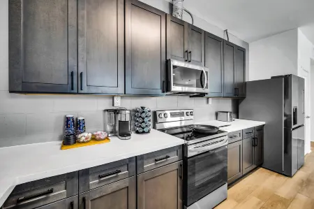 Rooftop Terrace and Garage - Stunning Urban Luxury Retreat