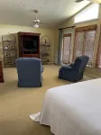 Vacation Getaway on Lake Martin only 35 minutes from Auburn