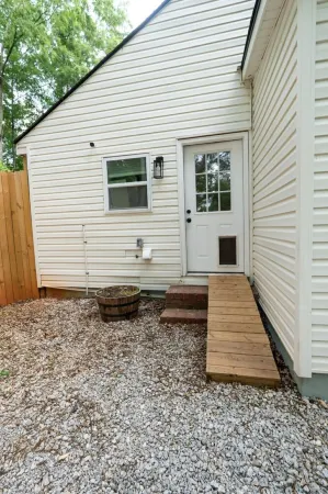 Pet-friendly home walking distance to Downtown Monroe