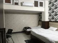 Hotel White House Residency by Grb