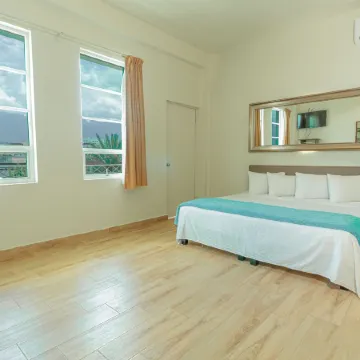 Hotel Plaza del Arco Express