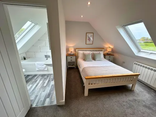New Forest Lodge - 4-Star