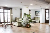 Hotel Tugasa Sierra y Cal