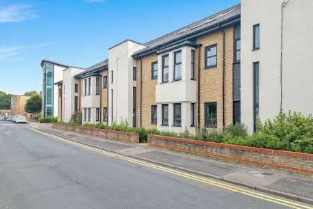 St Mary's Retreat by Your Lettings Peterborough