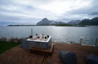 Skårungen - Hotel, Cabins and Camping فنادق في Vagan