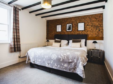 พักอาศัย ที่ 8