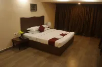 Golden Sun Beach Resort - balcony