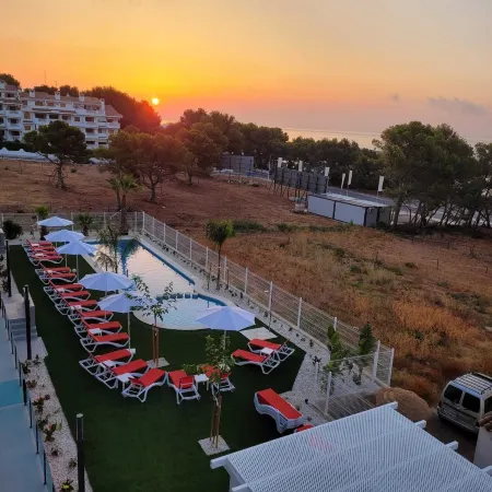 Azahar Beach Red Apartments & Spa