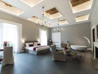 Foro Carolino S&B Hotels near Materdei