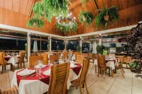 Ficus Sunset Suites