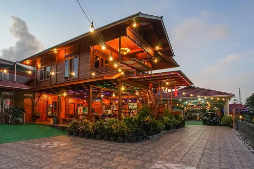 Villa Robert Hotels in Malalayang