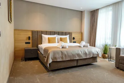 Hotel Helm Hotels near frizerski salon miss beauty