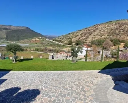 Pupa Winery Hotels in Berat