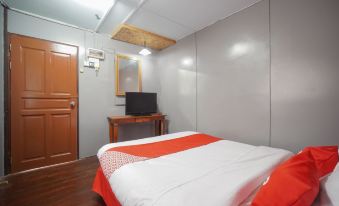 OYO 89646 Panvill Resort