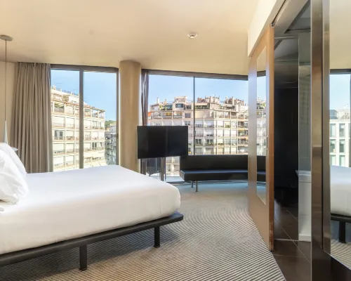 B Hotel Hotels near Las Arenas