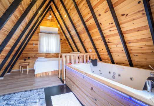 3. 카라오즈 사파이..