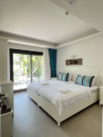 Dalyan Risus Suite