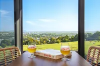 เลอ กรีน เดส์ อิมเพรสชันนิสต์ – เซอร์จี้-ปงตัวส์ - วิว