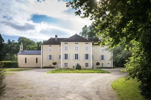Château Armand Heitz - Domaine Armand Heitz Hotels in Rully