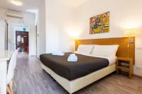 Aurelia Home Guest House Hotel a 