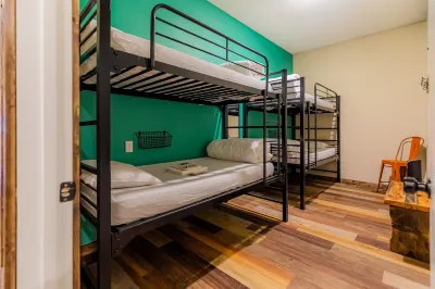 Pintler's Portal Hostel Các khách sạn ở 