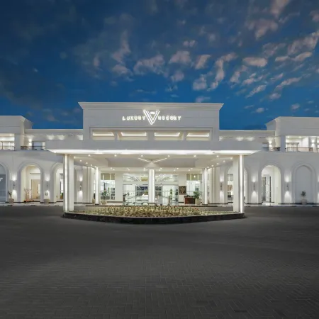 The V Luxury Resort Sahl Hasheesh