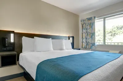 Motel 6 Merrillville, IN