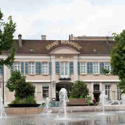Hotel & Spa Le Grand Monarque Chartres Hotel Exterior