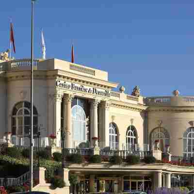 Hôtel Barrière Le Royal Deauville Hotel Exterior