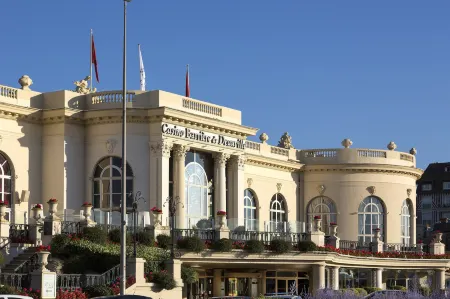 Hôtel Barrière Le Royal Deauville