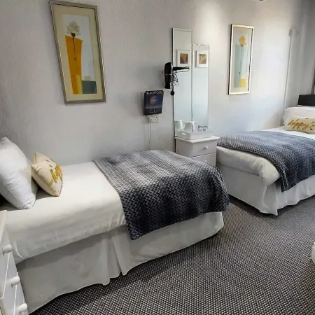 Rock Dene Hotel