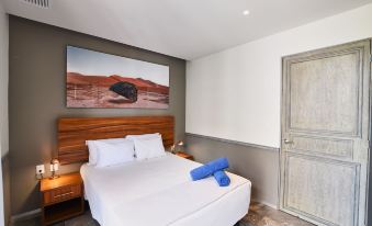 Centric Condo by Casago