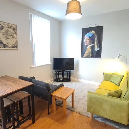 Waterworks En Suite Rooms with Private Living Room