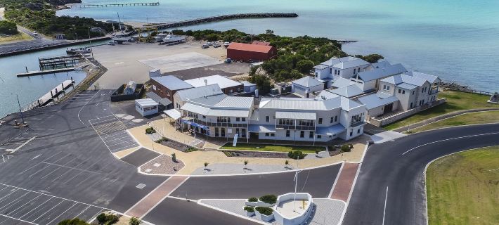 Aloha Waterfront Properties Hoteles en Robe