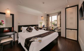 Hanoi Emotion Hotel