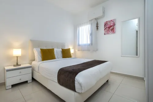 Melony Apartment Hotels in Eilot