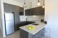 Indulge Apartments - CBD Hotels in Gol Gol