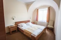Hotel Viktória Hotels in Sárvár