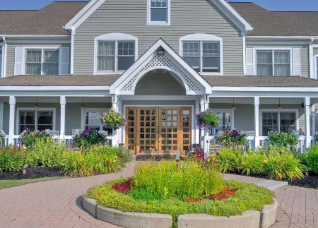 Country Inn at the Mall Отели рядом с достопримечательностью «John Bapst Memorial High School»